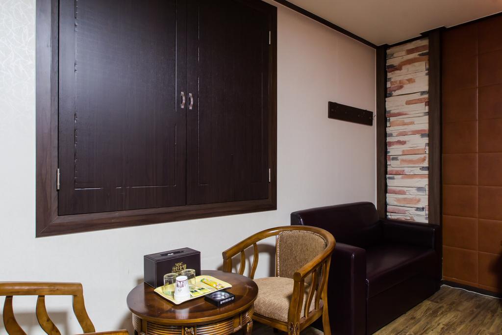 Guangju Hotel Banana Gwangju Metropolitan City Eksteriør billede