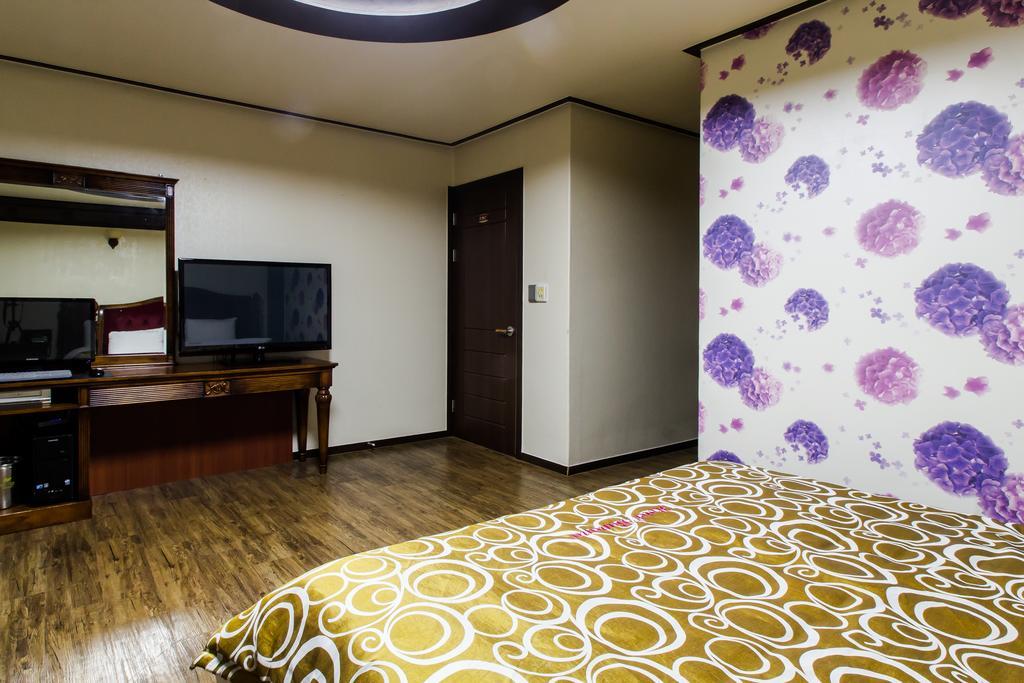 Guangju Hotel Banana Gwangju Metropolitan City Eksteriør billede