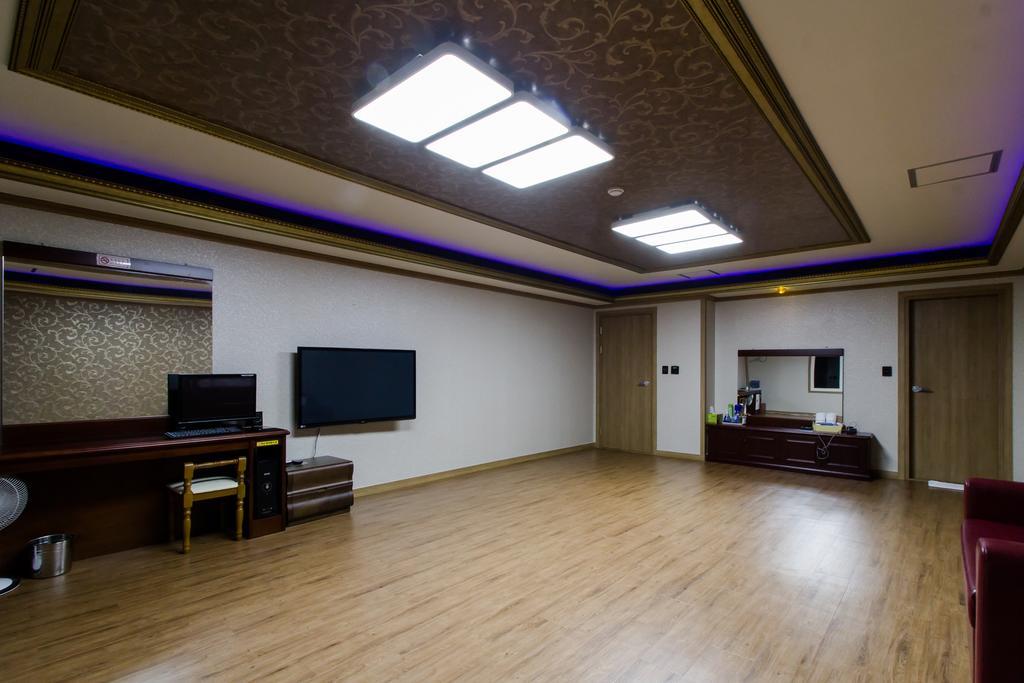 Guangju Hotel Banana Gwangju Metropolitan City Eksteriør billede