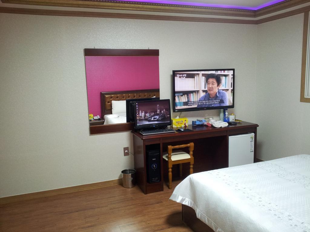 Guangju Hotel Banana Gwangju Metropolitan City Eksteriør billede