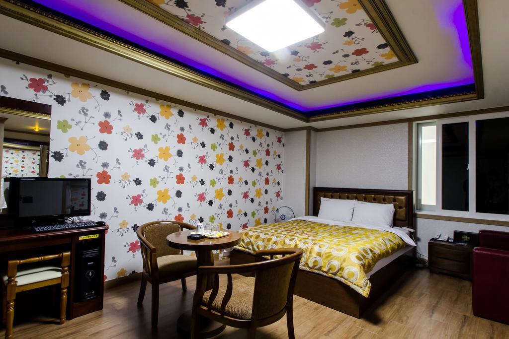 Guangju Hotel Banana Gwangju Metropolitan City Eksteriør billede