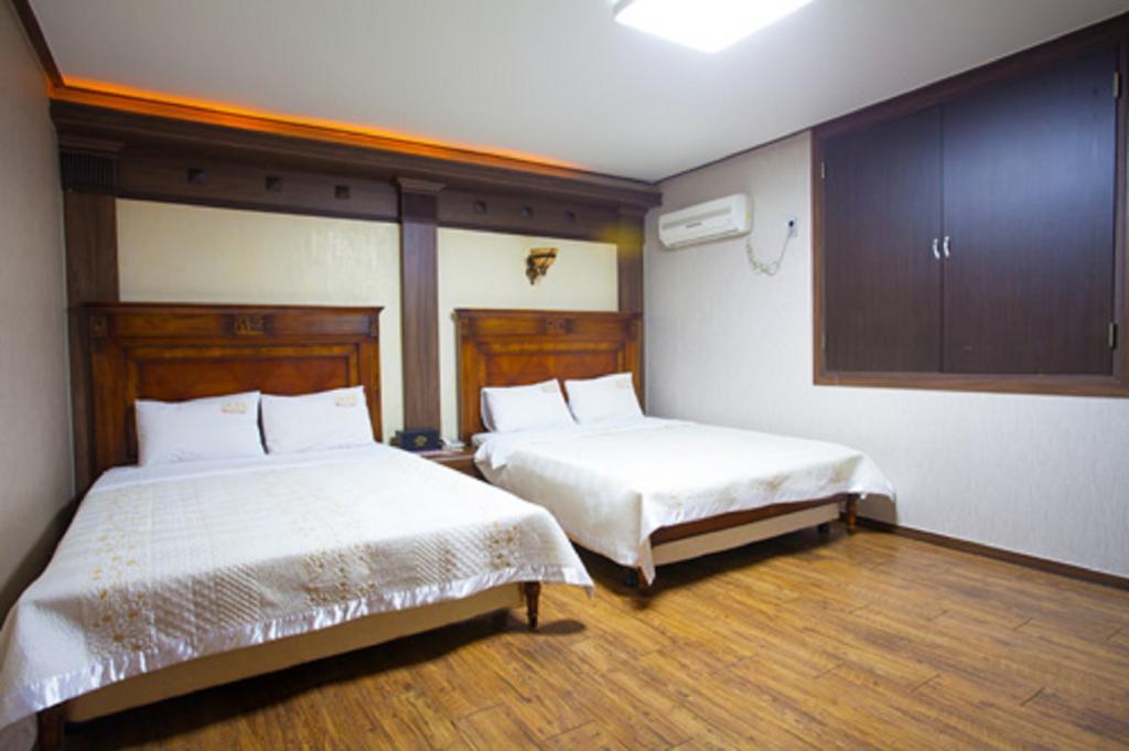 Guangju Hotel Banana Gwangju Metropolitan City Eksteriør billede