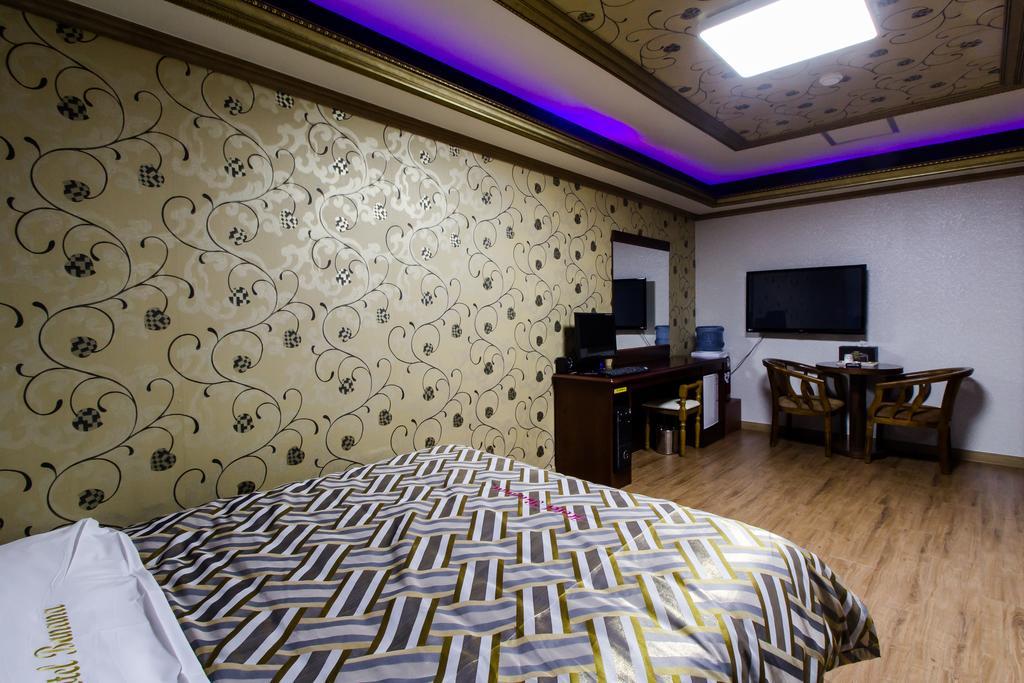 Guangju Hotel Banana Gwangju Metropolitan City Eksteriør billede